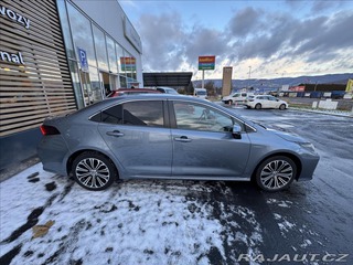 Toyota Corolla 1,8 STYLE TECH 2020