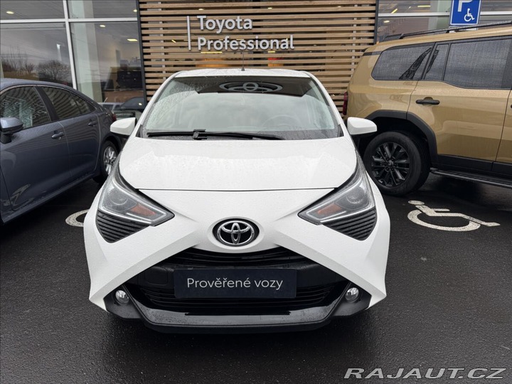 Toyota Aygo 1,0 X-PLAY + STYLE 2018