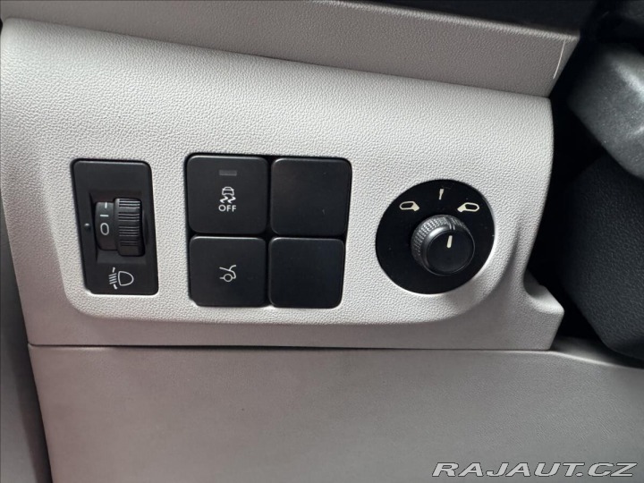 Peugeot 301 1,6 ALLURE 2012