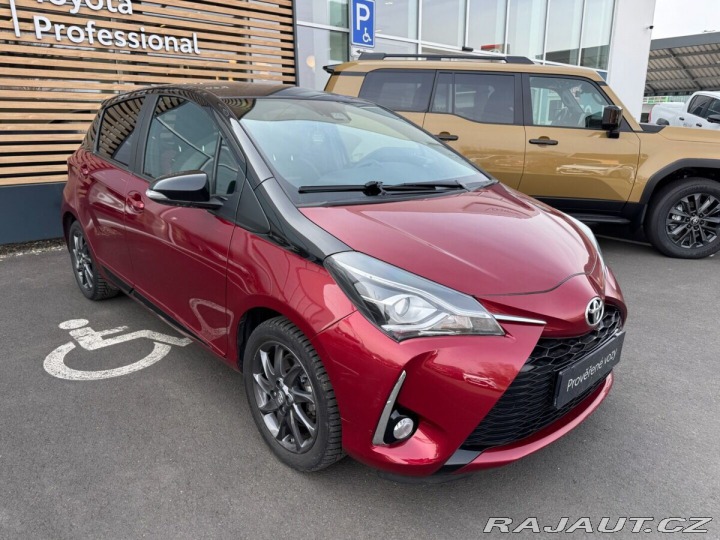 Toyota Yaris SELECTION 2019