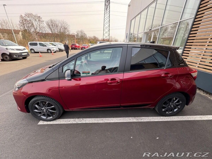 Toyota Yaris SELECTION 2019