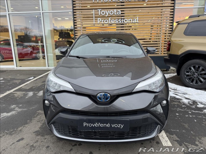 Toyota C-HR 1,8 STYLE 2023