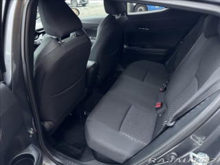 Toyota C-HR 1,8 STYLE 2023