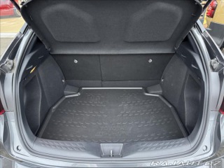 Toyota C-HR 1,8 STYLE 2023