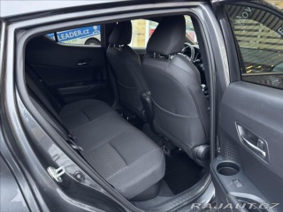 Toyota C-HR 1,8 STYLE 2023