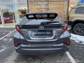 Toyota C-HR 1,8 STYLE 2023