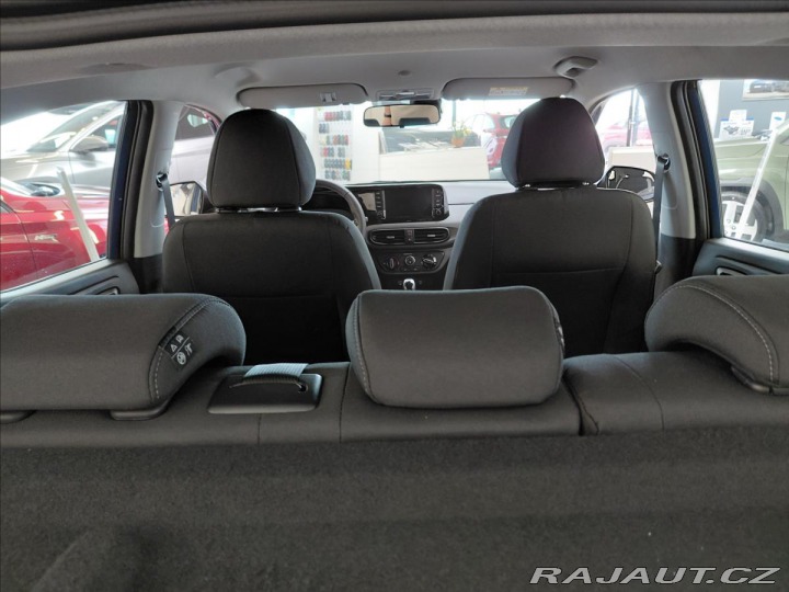 Hyundai i10 1,0   1,0I AMT WAVE NEOBJ 2025