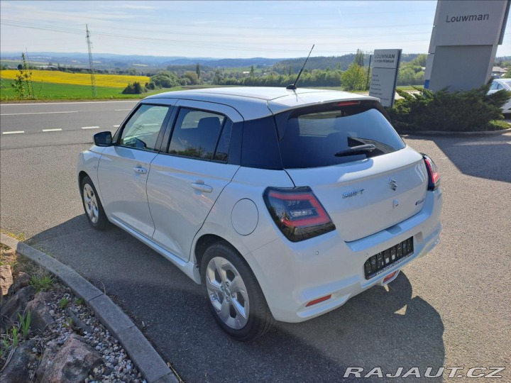 Suzuki Swift 1,2   1,2 PREMIUM HYBRID 2026