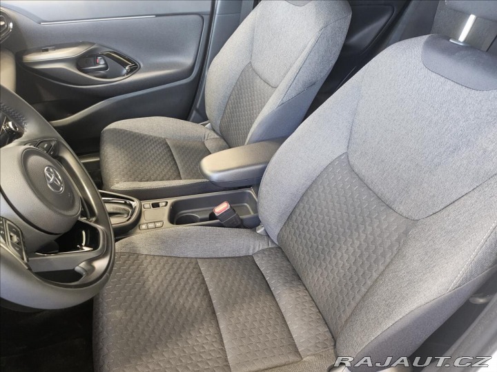 Toyota Yaris Cross 1,5   Style 4x2 116k 1800
