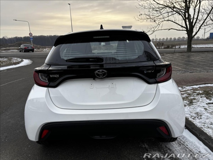 Toyota Yaris 1,5 1.5HEV 116k Comfort 1800