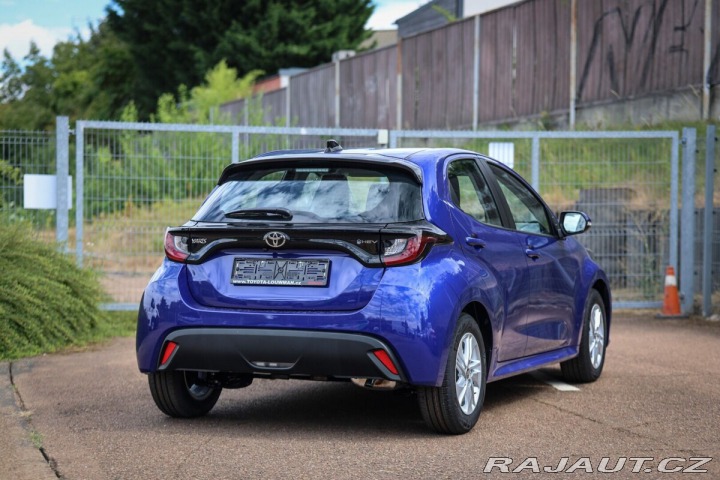 Toyota Yaris 1,5 HEV 116  LIMITED EDIT 1800