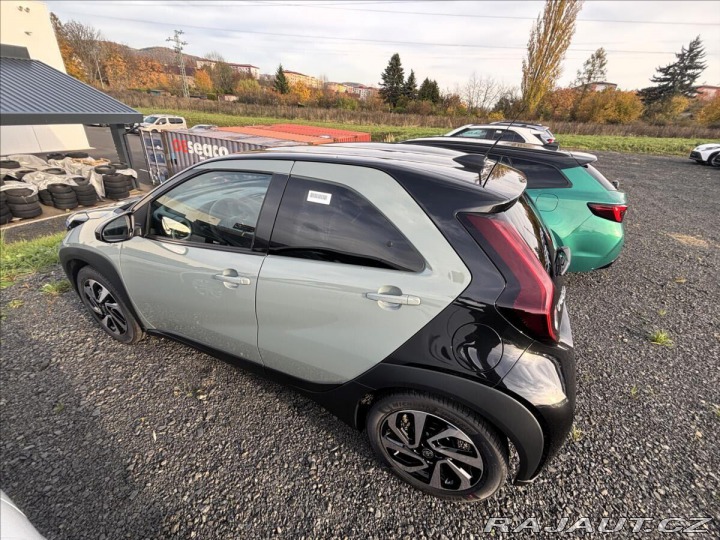 Toyota Aygo 1,0 X Style CVT 1800