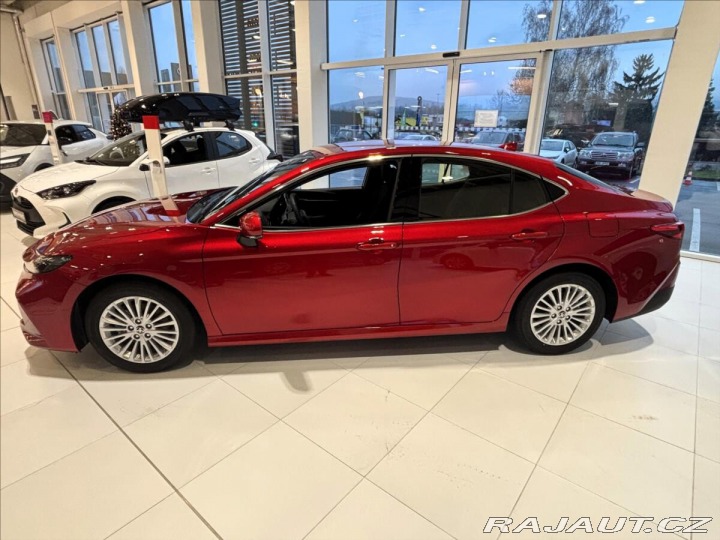 Toyota Camry 2,5 Comfort 1800