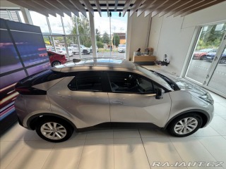 Toyota C-HR 1,8   Comfort HEV CVT 1800
