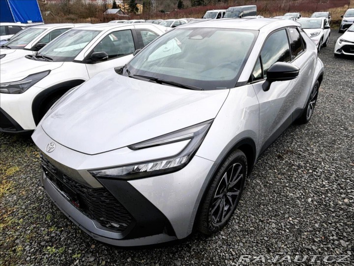 Toyota C-HR 1,8 Style HEV CVT 1800