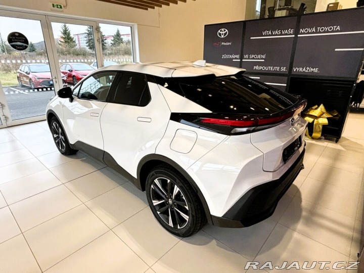 Toyota C-HR 1,8   Style PHEV 1800