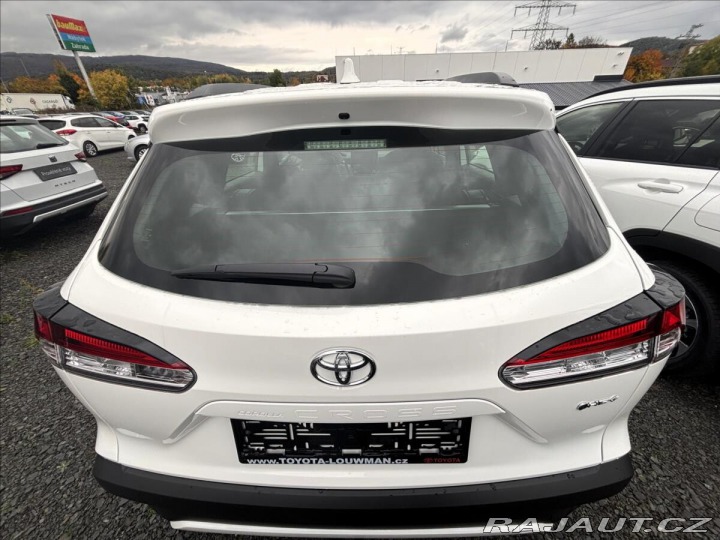Toyota Corolla Cross 1,8   Comfort MC25 1800