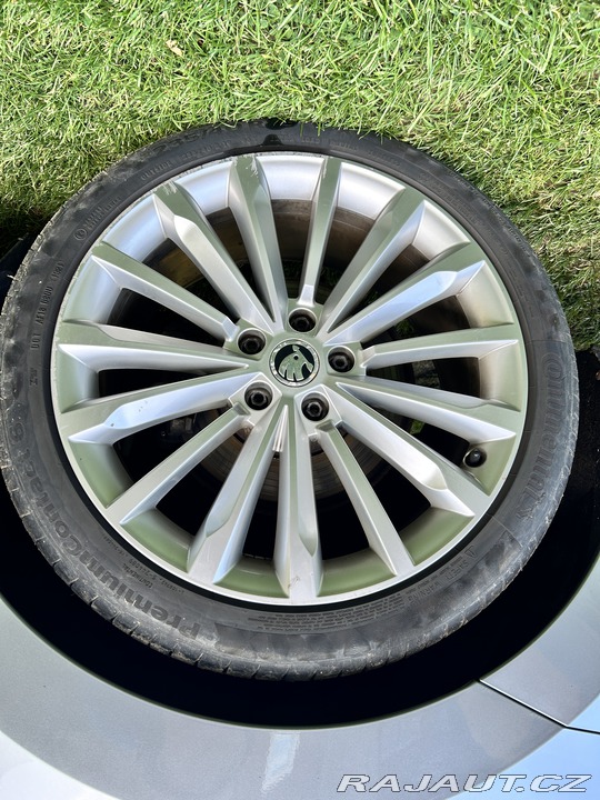 Škoda Superb  2016