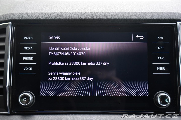 Škoda Karoq 1.6TDi STYLE TAŽNÉ 2xPNEU 2018