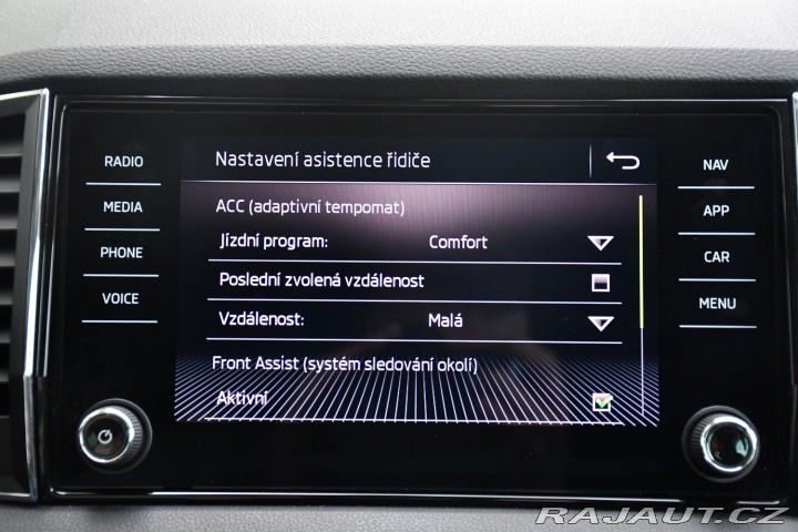Škoda Karoq 1.6TDi STYLE TAŽNÉ 2xPNEU 2018