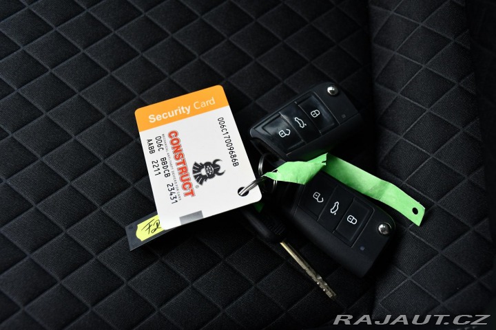 Škoda Karoq 1.6TDi STYLE TAŽNÉ 2xPNEU 2018