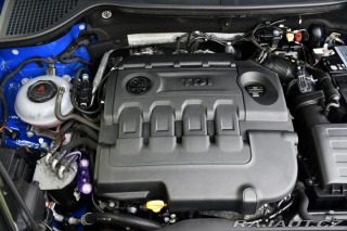 Škoda Karoq 1.6TDi STYLE TAŽNÉ 2xPNEU 2018