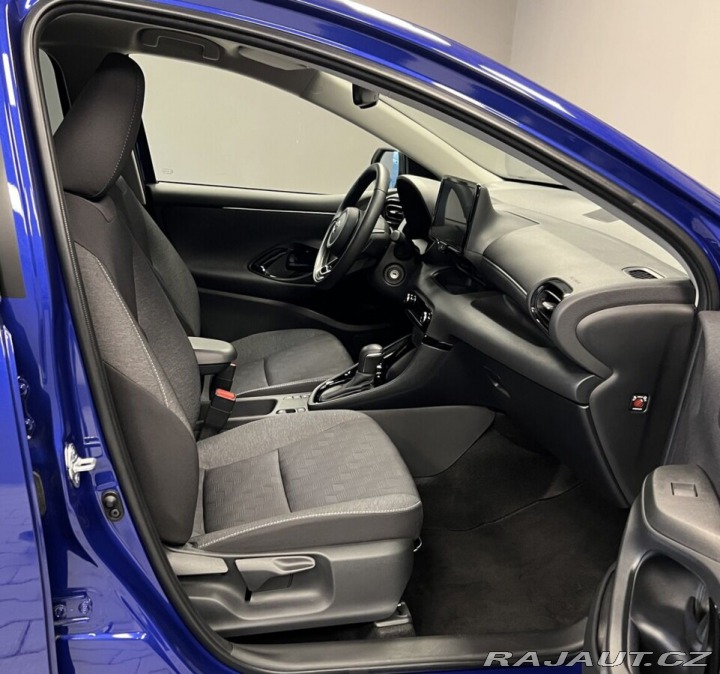 Toyota Yaris 1,5 Hybrid AT Style 2025