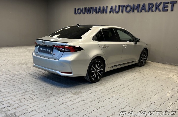 Toyota Corolla 1.8 Hybrid AT GR SPORT Dy 2025
