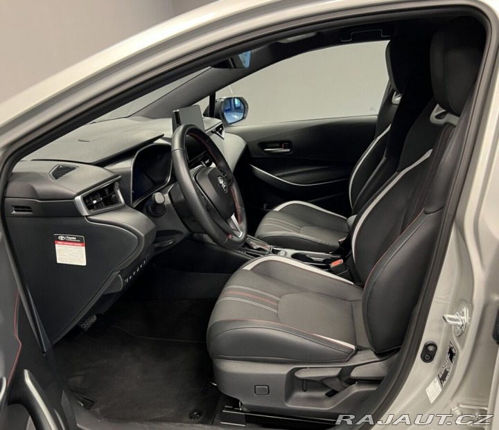 Toyota Corolla 1.8 Hybrid AT GR SPORT Dy 2025