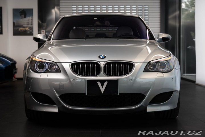 BMW M5 V10/SMG/CarPlay/Kamera 2005