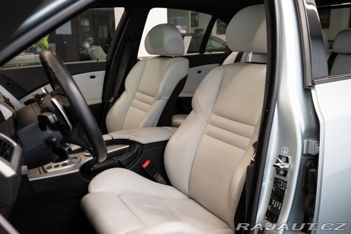 BMW M5 V10/SMG/CarPlay/Kamera 2005
