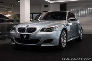 BMW M5 V10/SMG/CarPlay/Kamera 2005