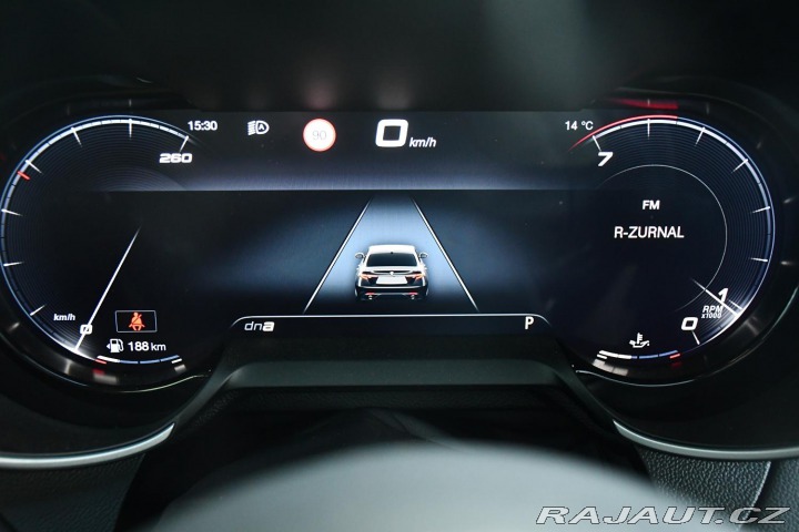 Alfa Romeo Giulia 2,0T 16V 206kW AT8-Q4 ZAD 2024