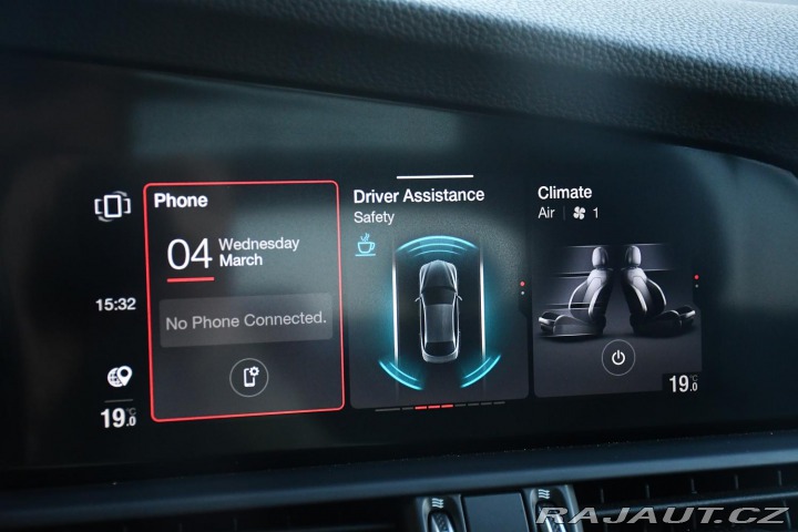 Alfa Romeo Giulia 2,0T 16V 206kW AT8-Q4 ZAD 2024