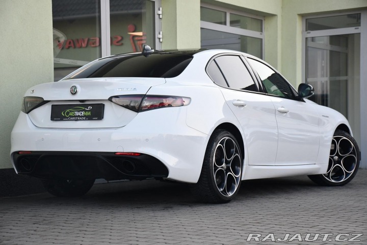 Alfa Romeo Giulia 2,0T 16V 206kW REZERVACE 2024