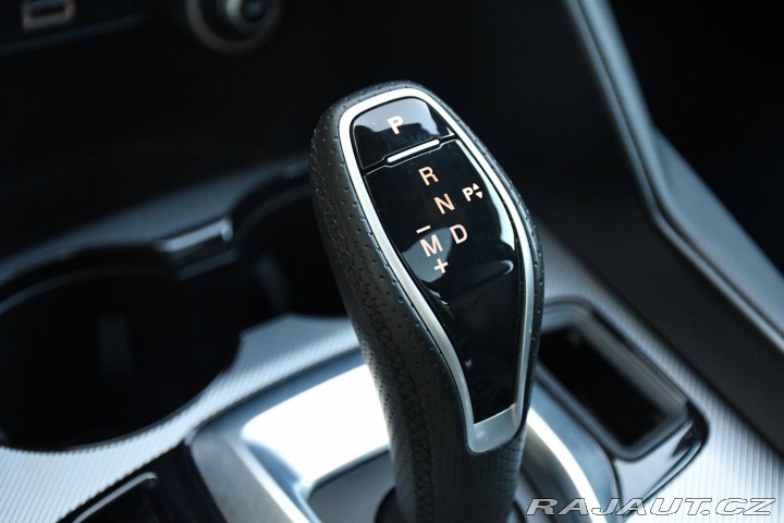 Alfa Romeo Giulia 2,0T 16V 206kW REZERVACE 2024