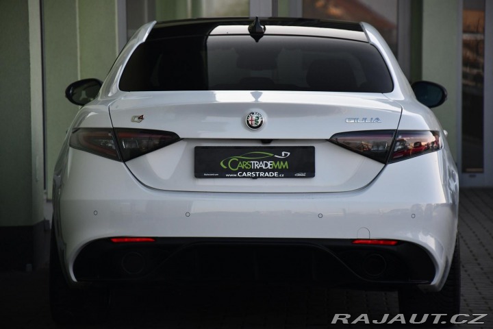 Alfa Romeo Giulia 2,0T 16V 206kW REZERVACE 2024