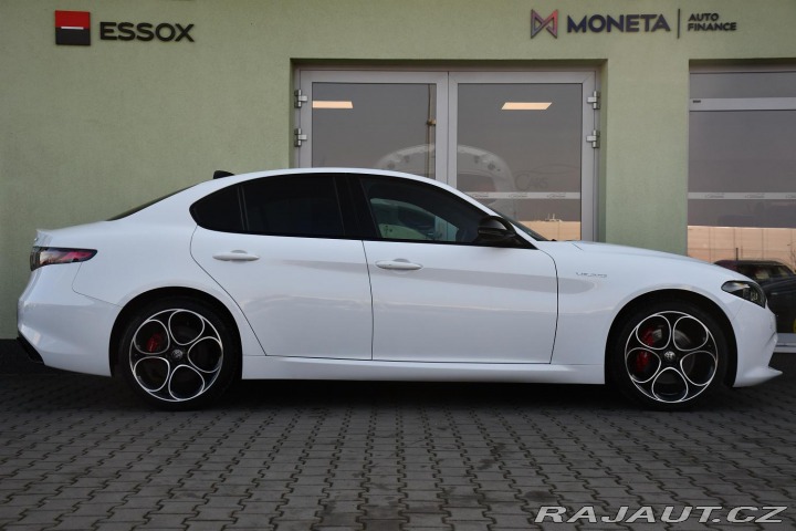 Alfa Romeo Giulia 2,0T 16V 206kW REZERVACE 2024