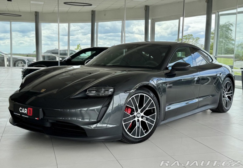Porsche Taycan 4S Performance*REZERVACE!