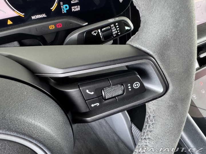 Porsche Taycan 4S Performance*REZERVACE! 2020