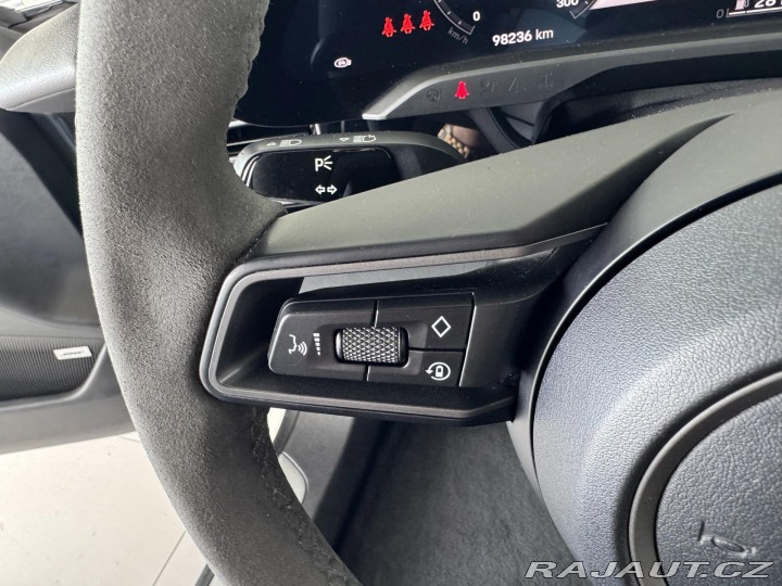 Porsche Taycan 4S Performance*REZERVACE! 2020