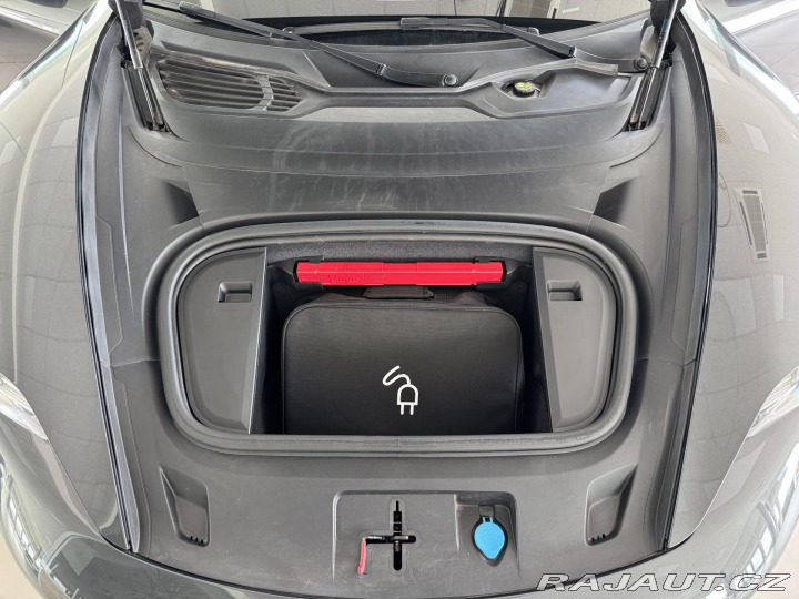 Porsche Taycan 4S Performance*REZERVACE! 2020