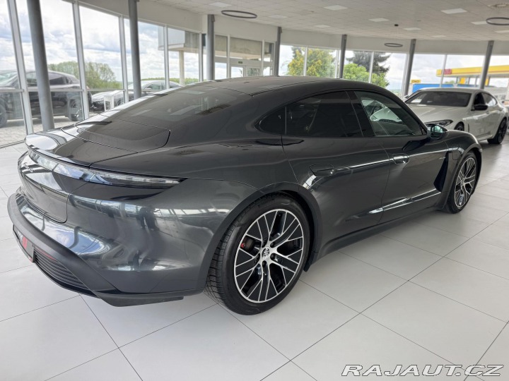 Porsche Taycan 4S Performance*REZERVACE! 2020