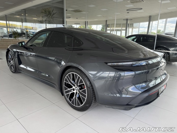 Porsche Taycan 4S Performance*REZERVACE! 2020