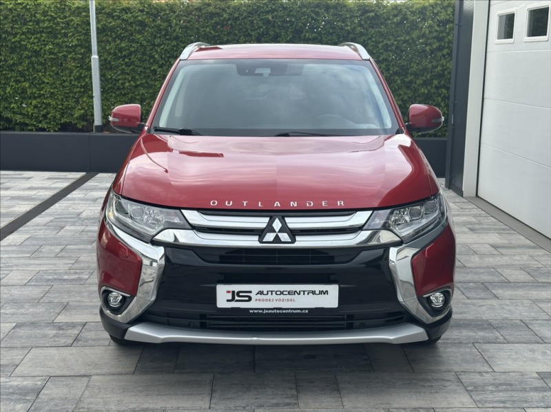 Mitsubishi Outlander 2,2 DI-D 150PS  Intense+