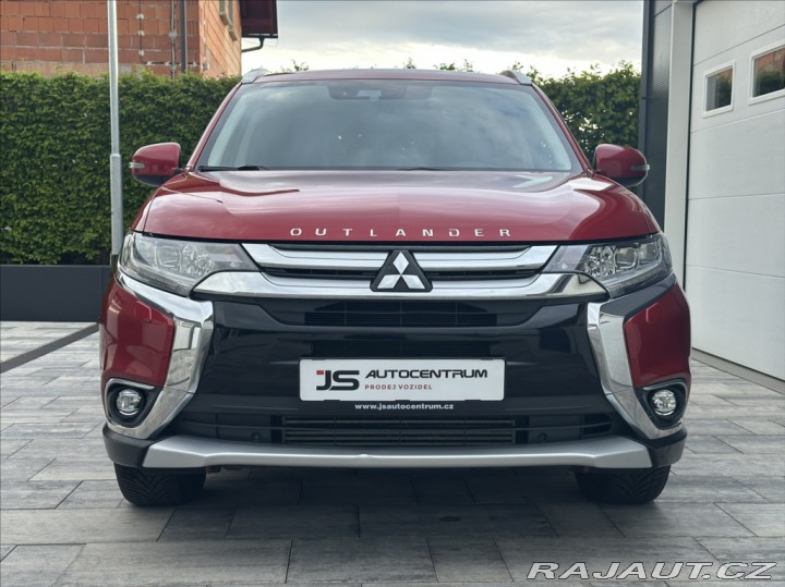 Mitsubishi Outlander 2,2 DI-D 150PS  Intense+ 2018