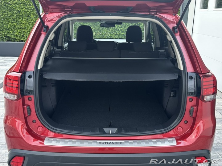 Mitsubishi Outlander 2,2 DI-D 150PS  Intense+ 2018
