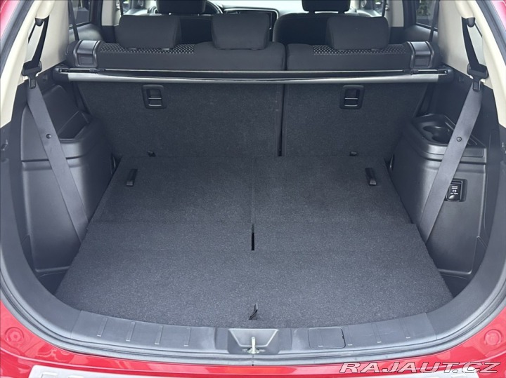 Mitsubishi Outlander 2,2 DI-D 150PS  Intense+ 2018