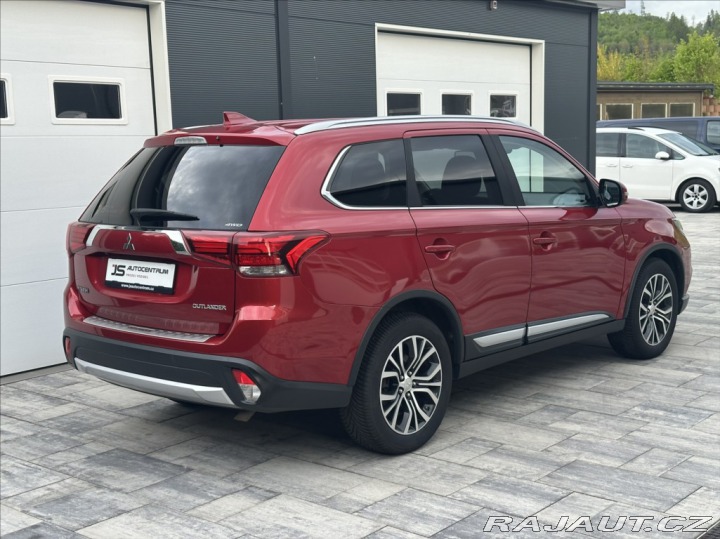 Mitsubishi Outlander 2,2 DI-D 150PS  Intense+ 2018