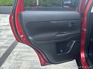 Mitsubishi Outlander 2,2 DI-D 150PS Intense+ 2018